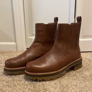Clark’s Women’s Brown Chelsea Boot